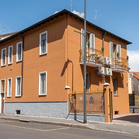 Leader Apartment 4 - Monzino - Hockey Msg Arena - Linate - Милан Экстерьер фото
